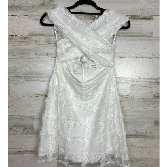 Sabo Womens Large White Floral Lace Open Front Halter Mini Dress NEW - Picture 3 of 9